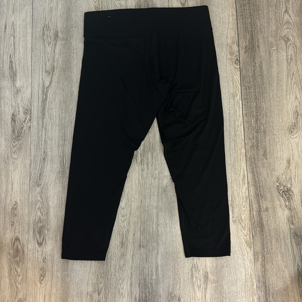 Pink by Victoria’s Secret, black ultimate large leggings - Picture 3 of 4